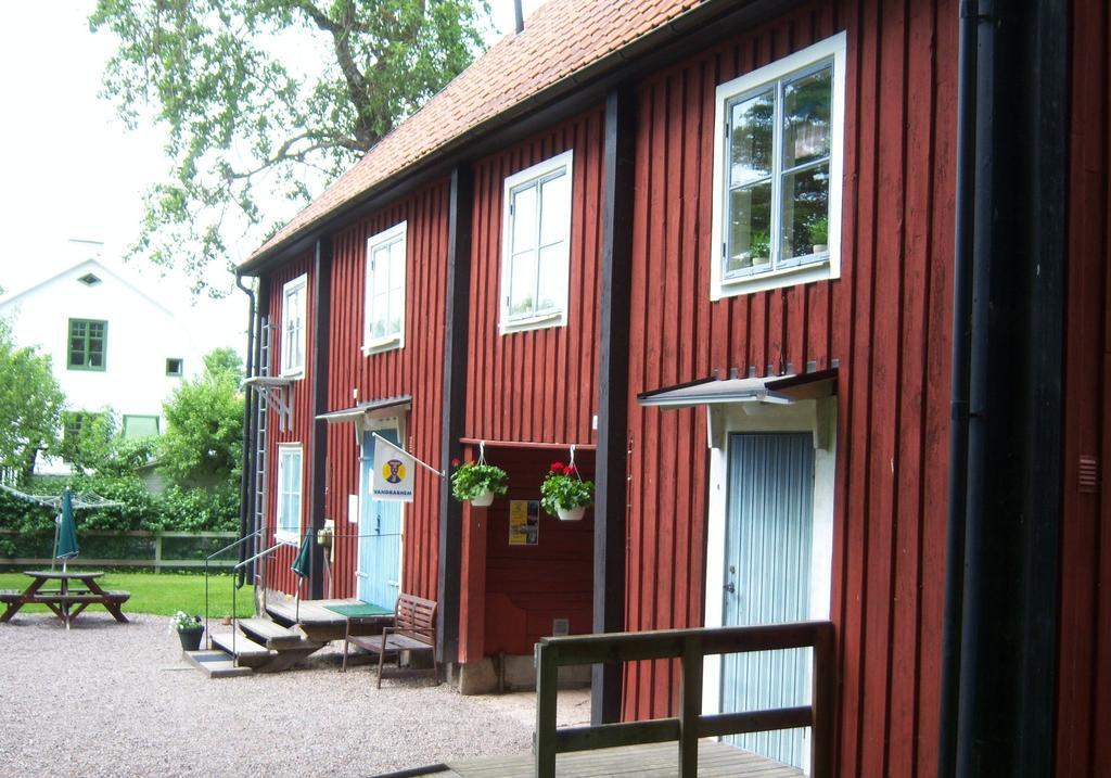 Stf Vandrarhem Mangelgarden Soderkoping Exterior photo